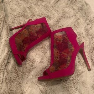 Flash Sale! Jessica Simpson Floral Mesh Heels